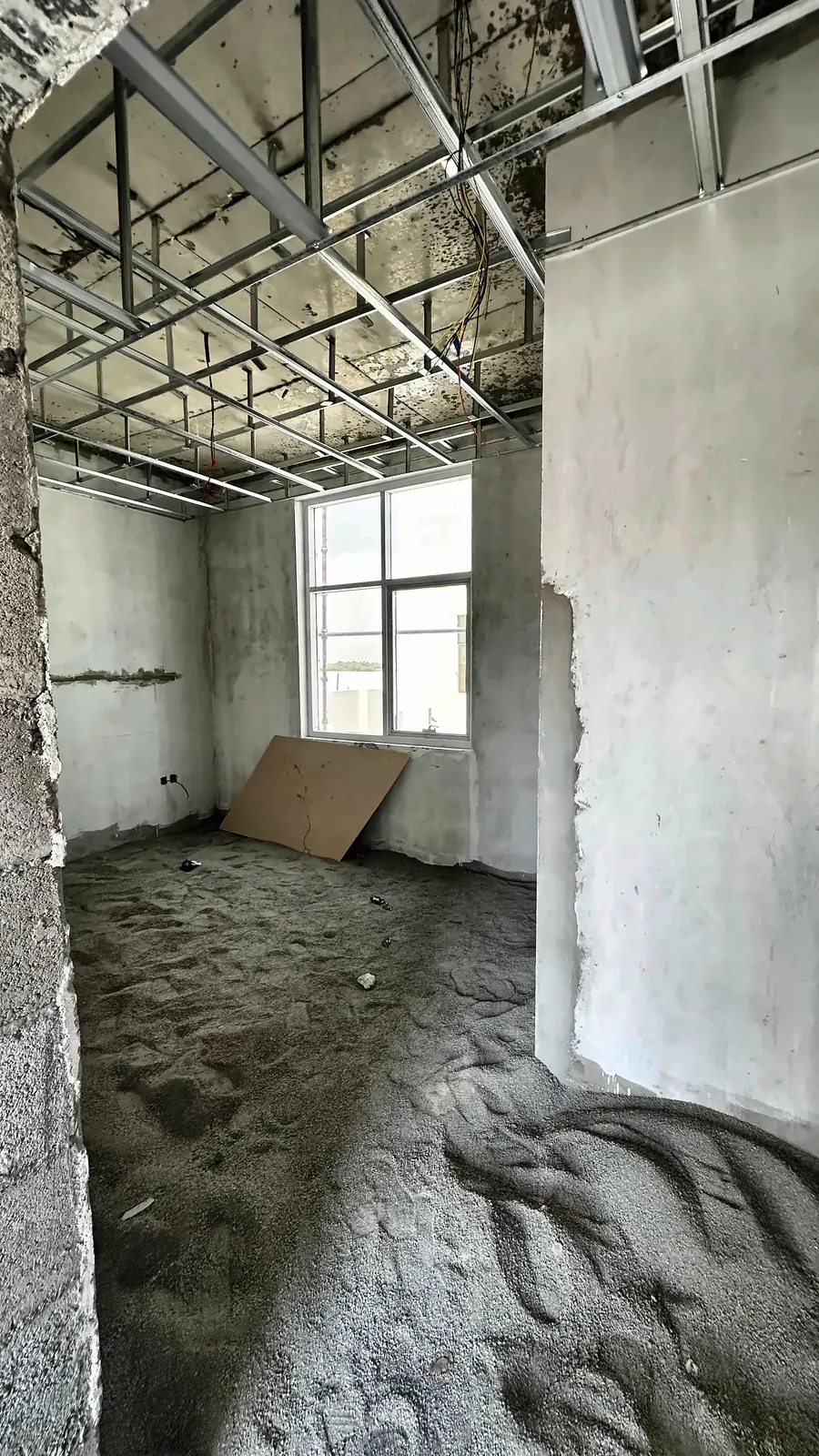 TOP-FLOOR ROOMS